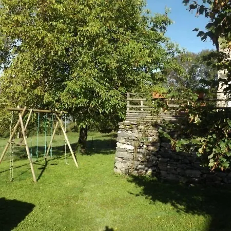 度假居 Maison De Caractere Avec Jardin Clos Et Activites A Proximite - Parc Regional Des Volcans D'auvergne - Fr-1-742-309