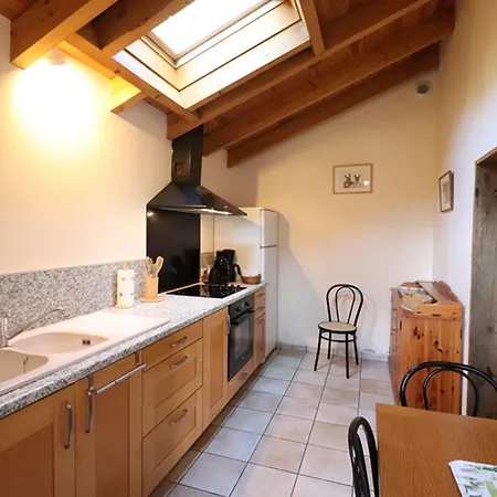 度假居 Maison De Caractere Avec Jardin Clos Et Activites A Proximite - Parc Regional Des Volcans D'auvergne - Fr-1-742-309