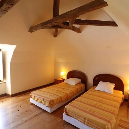 度假居 Maison De Caractere Avec Jardin Clos Et Activites A Proximite - Parc Regional Des Volcans D'auvergne - Fr-1-742-309